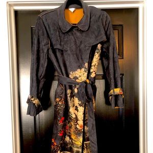 Never worn Chun Mei Na soft suede coat size small